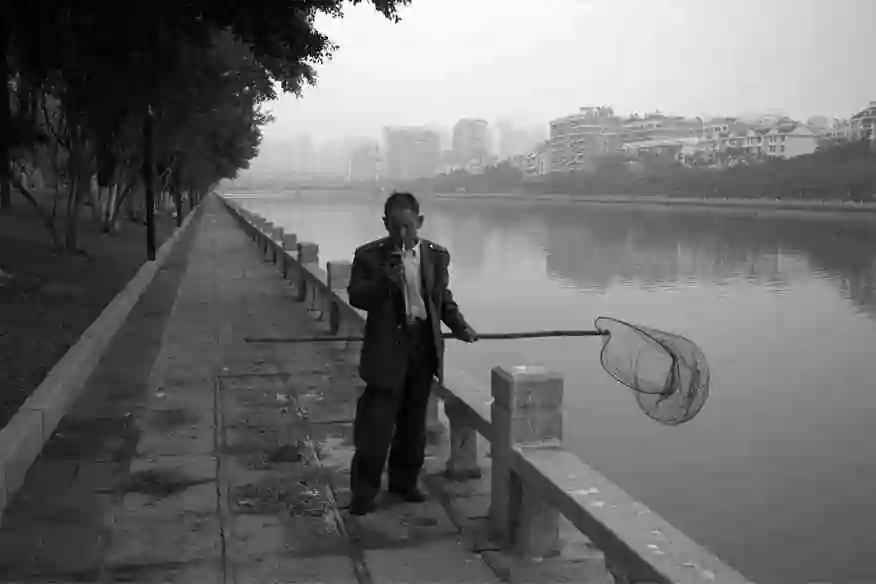 fishing-soldier